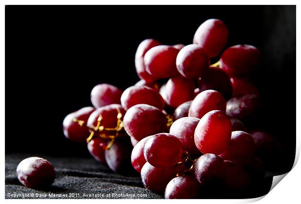 Red Grapes Print by Dave Menzies