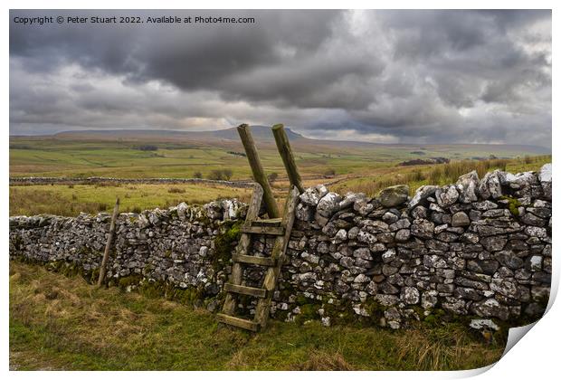 Hill walking around Horton in Ribblesdale in the Yorkshire Dales Print by Peter Stuart