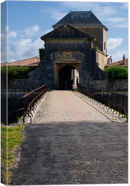 porte des campani in summertime Canvas Print by youri Mahieu