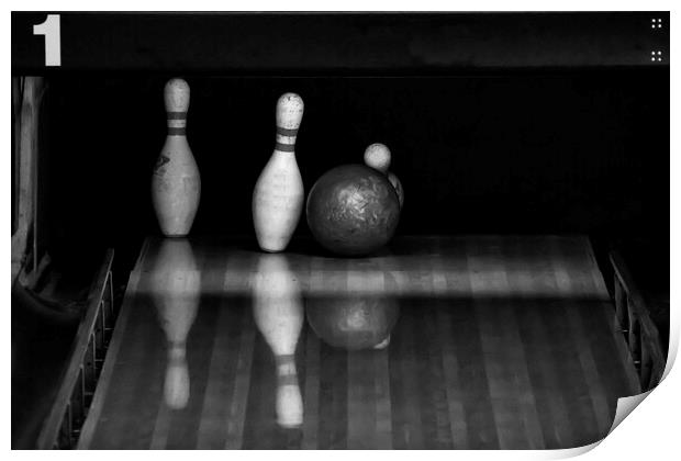 Three Pins Mono Print by Glen Allen