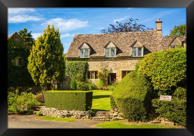 Old cotswold stone house in Icomb Framed Print by Steve Heap