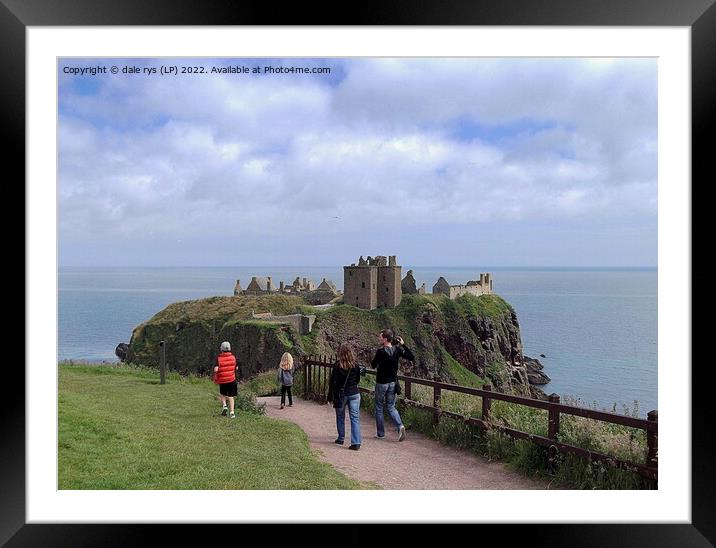  Dunnottar Castle Framed Mounted Print by dale rys (LP)