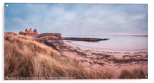Beadnell Bay Panorama Acrylic by Gary Clarricoates