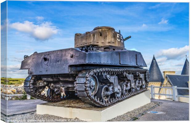 Sherman US Tank Monument Arromanches-les-Bains Normandy France Canvas Print by William Perry