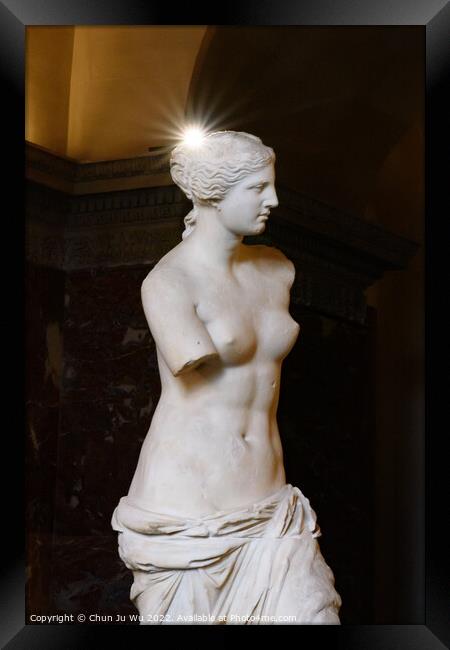 Venus de Milo (Aphrodite of Milos), one of the most famous ancient Greek sculpture, on display at the Louvre Museum in Paris, France Framed Print by Chun Ju Wu