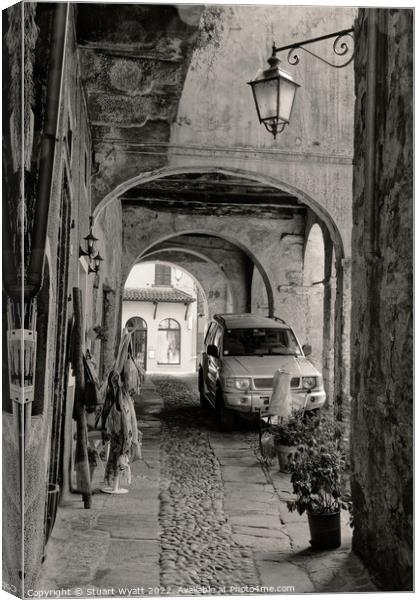 Street Scene, Italy Canvas Print by Stuart Wyatt