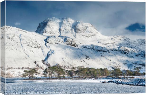 Slioch in winter, Scottish Highlands Canvas Print by Justin Foulkes