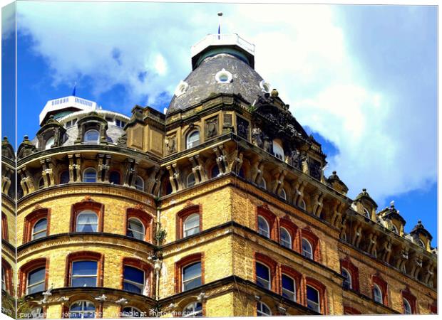 Grand Hotel, Scarborough, Yorkshire. Canvas Print by john hill