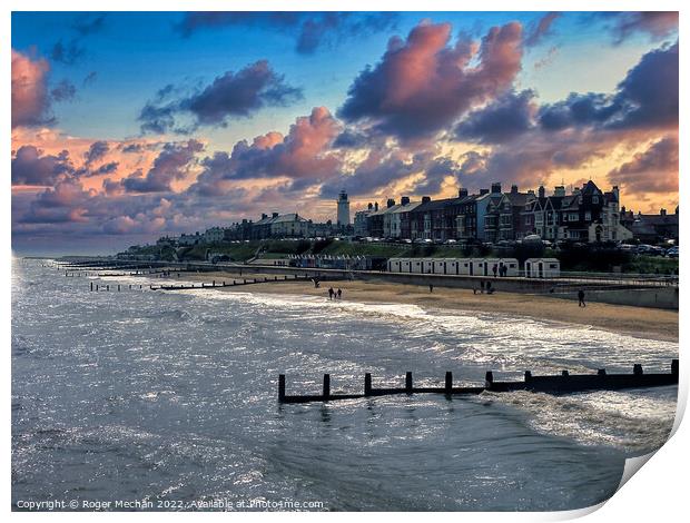 Sunset Glow on Southwold Beach Print by Roger Mechan