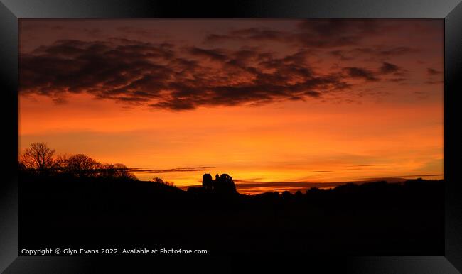 Sunset at Ogmore Castle. Framed Print by Glyn Evans