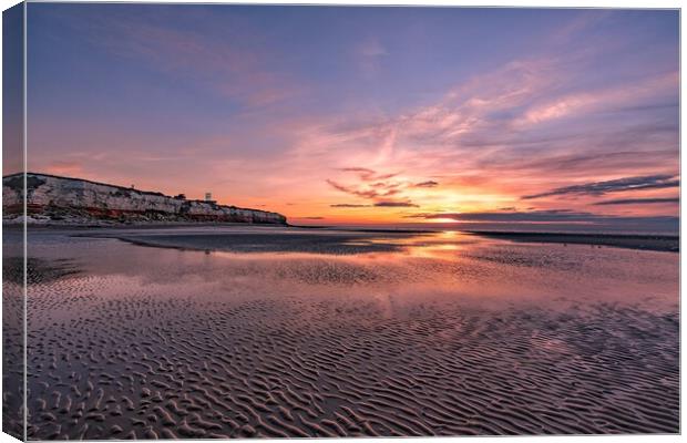 Sunset over beautiful Old Hunstanton beach Canvas Print by Gary Pearson