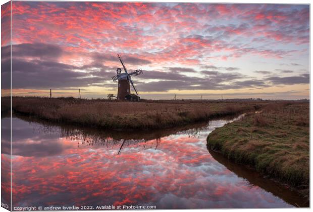 Dawn reflections  Canvas Print by andrew loveday