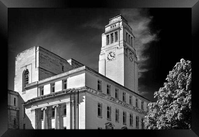 Parkinson Building, Leeds University  Framed Print by Darren Galpin