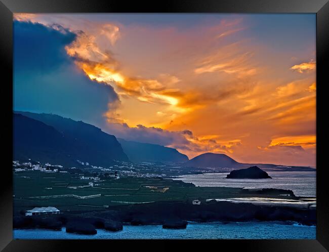 Tenerife Sunset (2) Framed Print by Geoff Storey