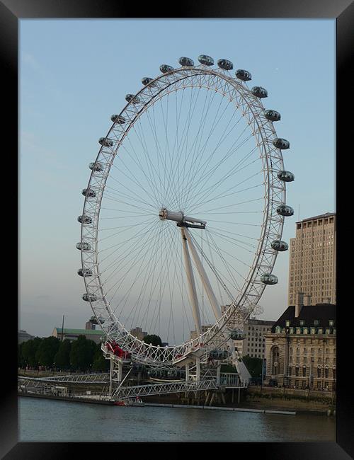 London Eye Framed Print by Raymond Partlett