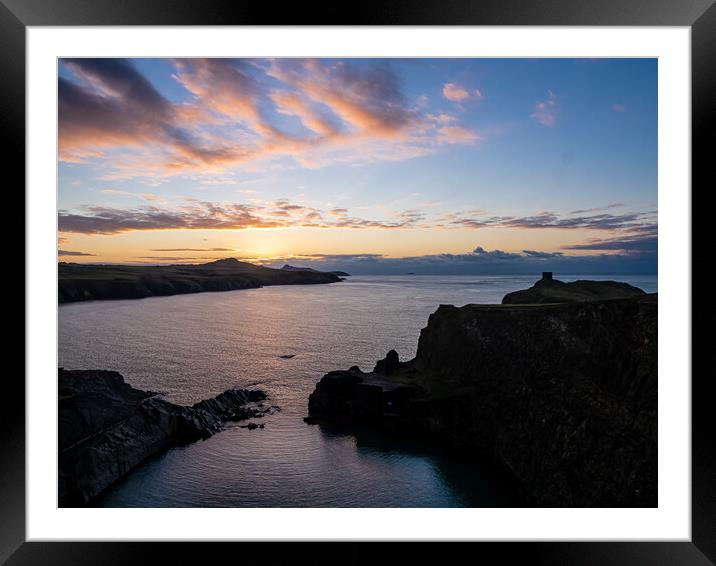 Blue Lagoon, Abereiddy, Pembrokeshire. Framed Mounted Print by Colin Allen