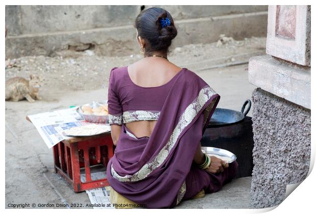 Indian lady in purple traditional dress cooks poori in hot oil on the street Print by Gordon Dixon