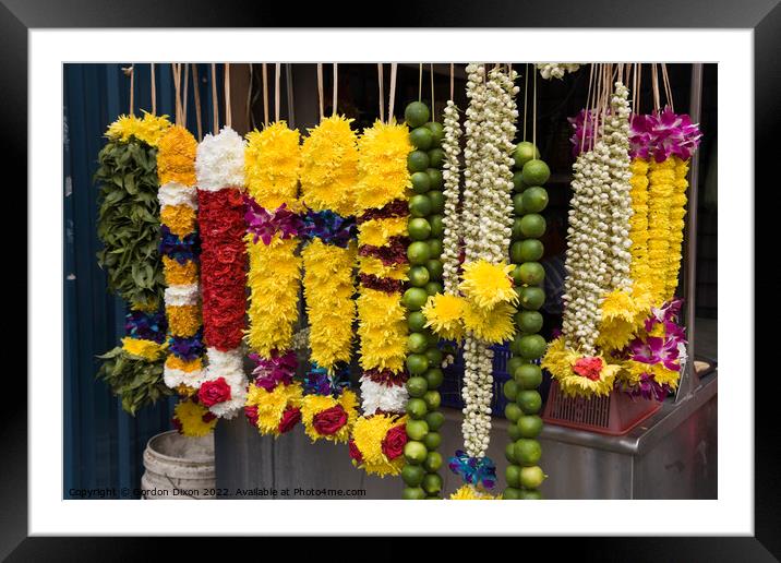 Floral garlands for sale as offerings at a Hindu temple in Kuala Lumpur, Malaysia Framed Mounted Print by Gordon Dixon
