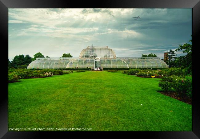 Kew Gardens  Framed Print by Travel and Pixels 
