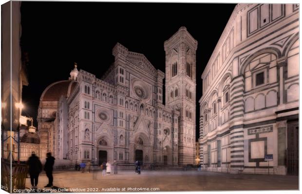 Santa Maria del Fiore basilica in Florence, Italy Canvas Print by Sergio Delle Vedove