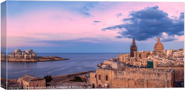 Panoramic view of sunset over Valletta Canvas Print by Maria Vonotna