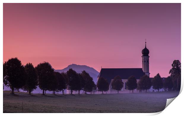 Sonnenaufgang an der Wilpartinger Wallfahrtskirche Print by Thomas Schaeffer