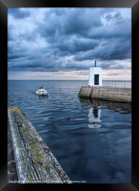 The Last Boat Home Nairn Scotland Framed Print by Rick Lindley