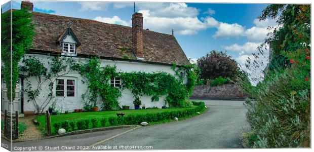 English country cottage Canvas Print by Stuart Chard