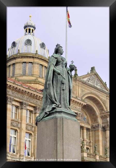 Statue of Queen Victoria Birmingham Framed Print by Stuart Chard