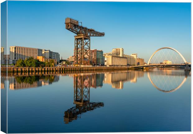 Golden Hour on the Clyde  Canvas Print by Anthony McGeever