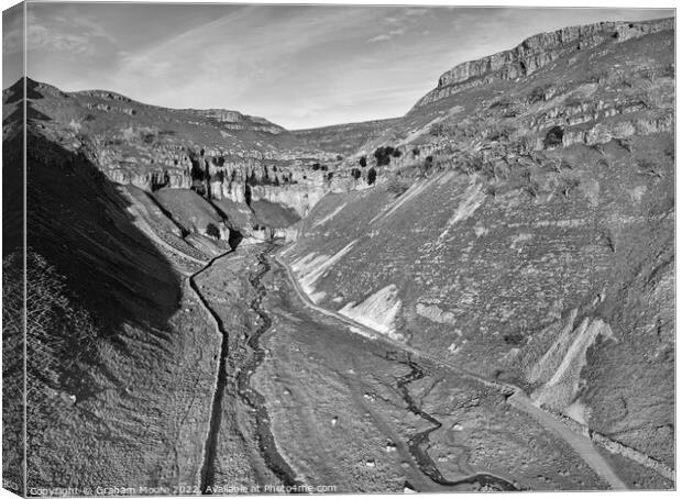 Approach to Goredale Scar monochrome Canvas Print by Graham Moore