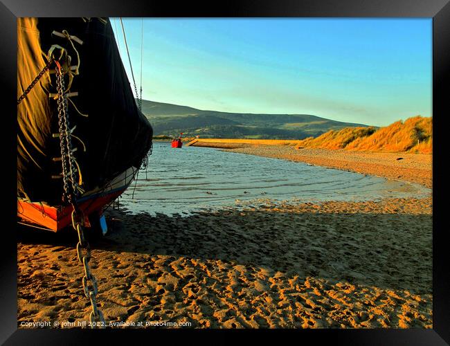 Beached boat, Barmouth, Wales. Framed Print by john hill