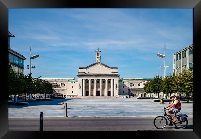 Southampton's Guildhall Square Framed Print by Gerry Walden LRPS