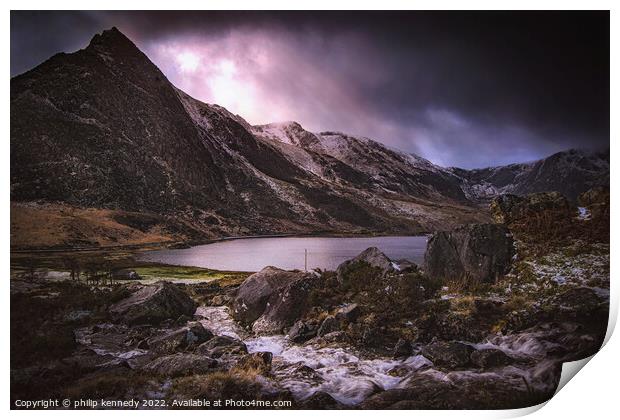 Ogwen Valley Print by philip kennedy