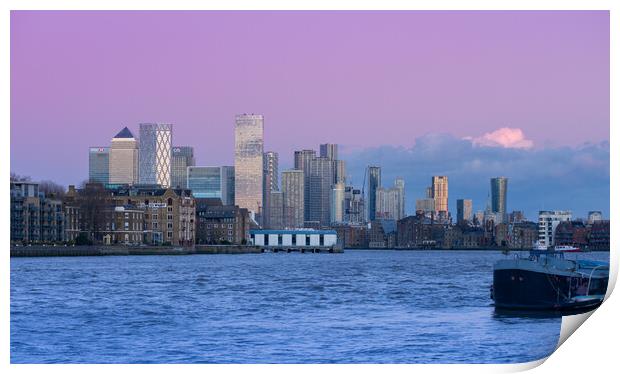Canary Wharf at sunset Print by Kevin Winter