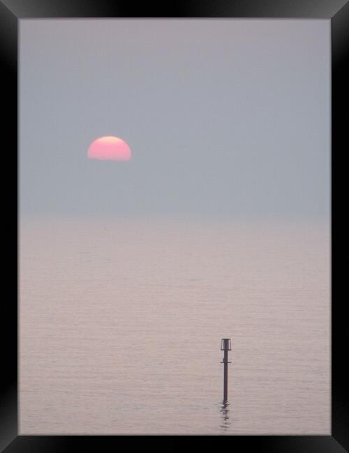 Sunrise at Newbiggin by the Sea Framed Print by Richard Dixon