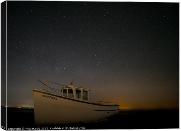 Waiting for the tide Canvas Print by Mike Hardy