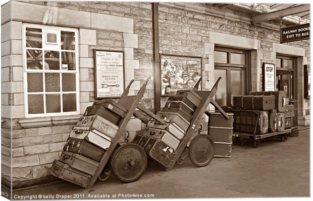 Old Luggage Canvas Print by kelly Draper