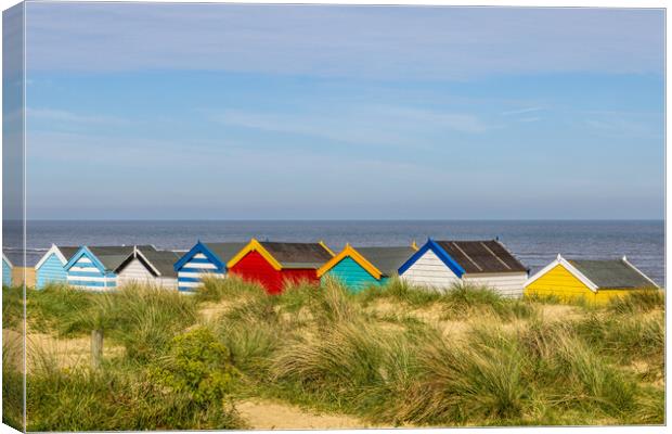 Colourful Beach Huts Canvas Print by chris smith