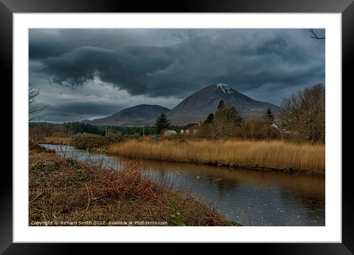Beinn Dearg Bheag and Beinn na Caillich beyond the river Broadford. Framed Mounted Print by Richard Smith