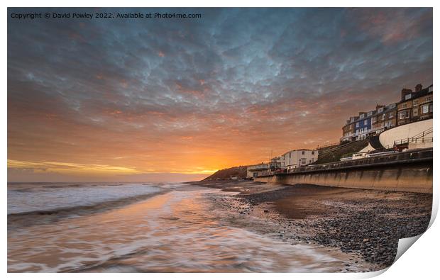 Cromer Beach Under A Dawn Sky Print by David Powley