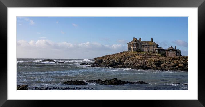 Outdoor oceanbeach Framed Mounted Print by Mike Hughes