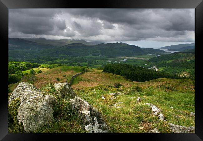 The Mawddach Estuary Viewed From Precipice Walk Framed Print by Dave Urwin