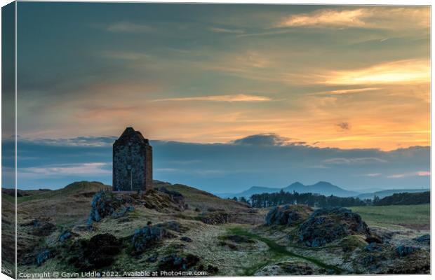 Smailholm Tower Canvas Print by Gavin Liddle