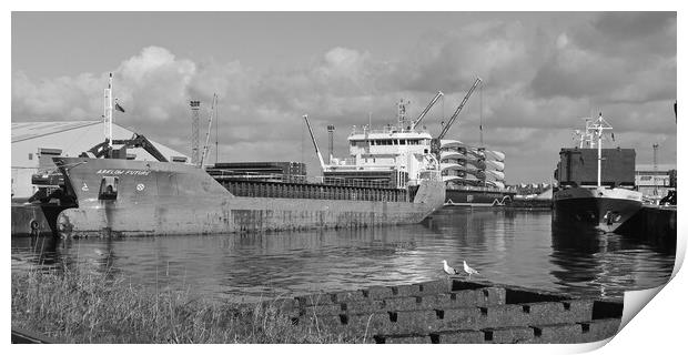 Busy scene at Ayr harbour Print by Allan Durward Photography