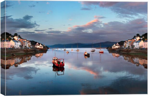 Safe Harbour  Canvas Print by Dave Urwin