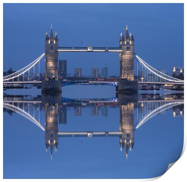 Tower Bridge in the blue hour Print by Kevin Winter