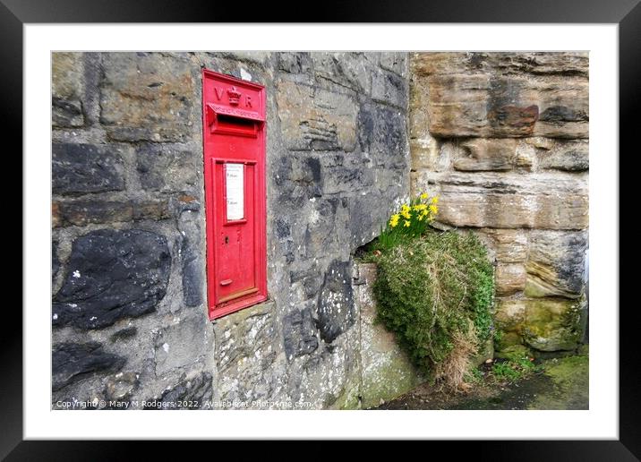 Victorian Postbox Dunfermline  Framed Mounted Print by Mary M Rodgers