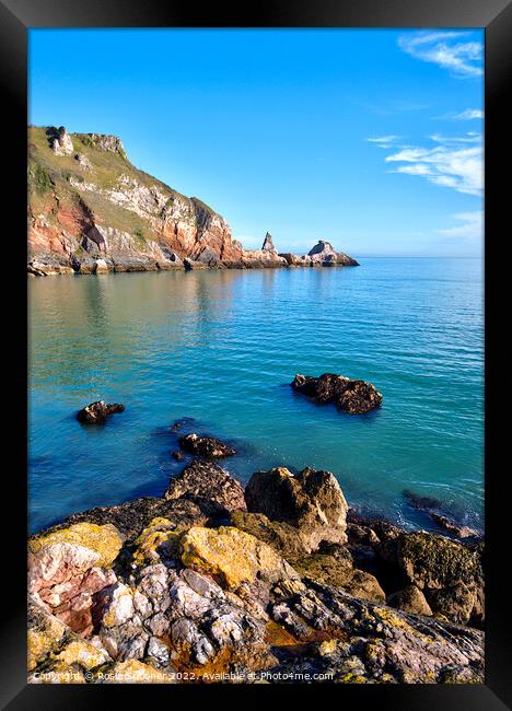 Turquoise sea at Anstey's Cove in Torquay Framed Print by Rosie Spooner
