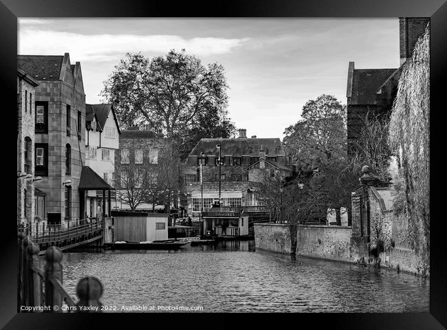 River Cam in the city of Cambridge Framed Print by Chris Yaxley
